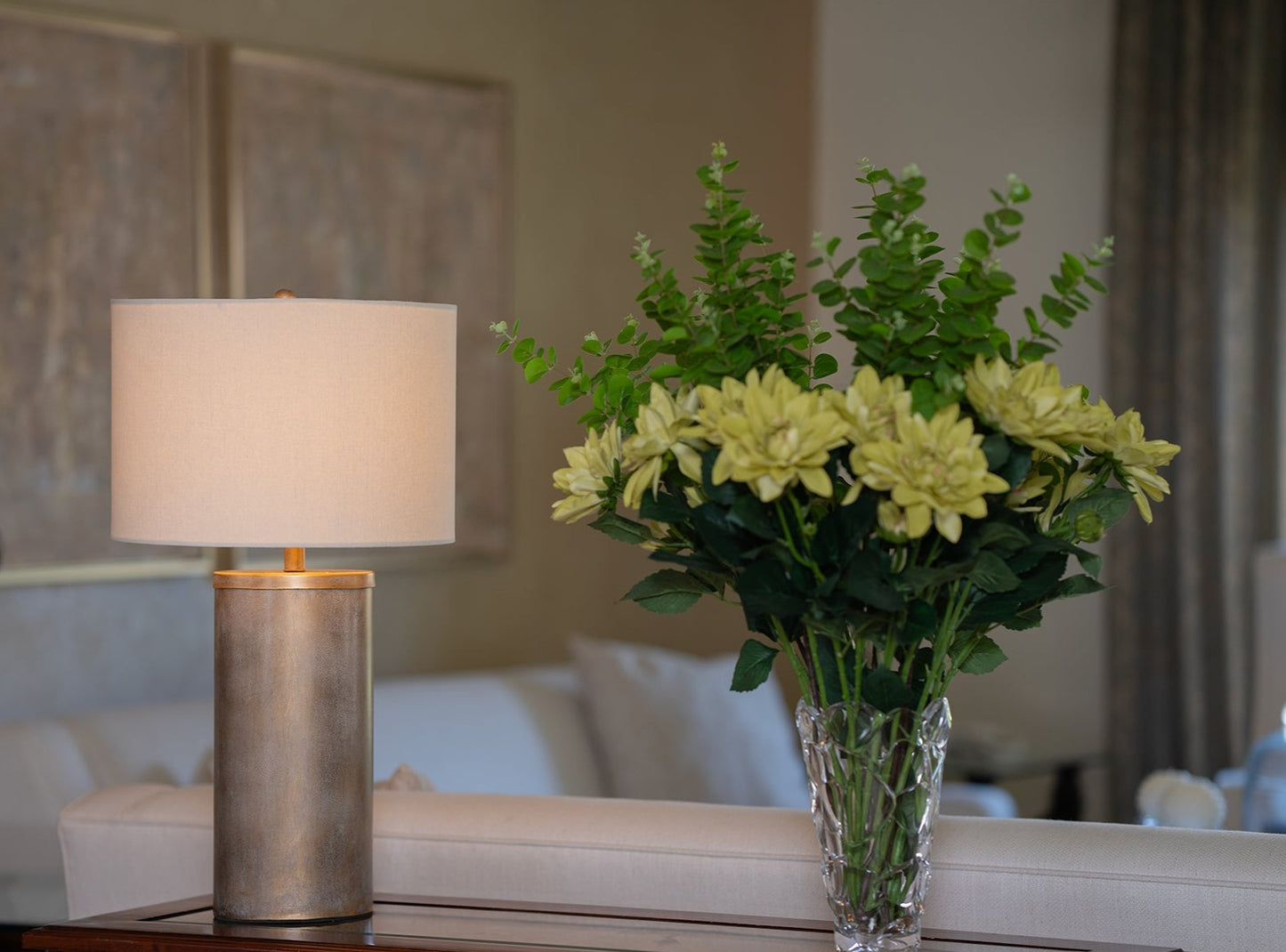 Nuo Table Lamp