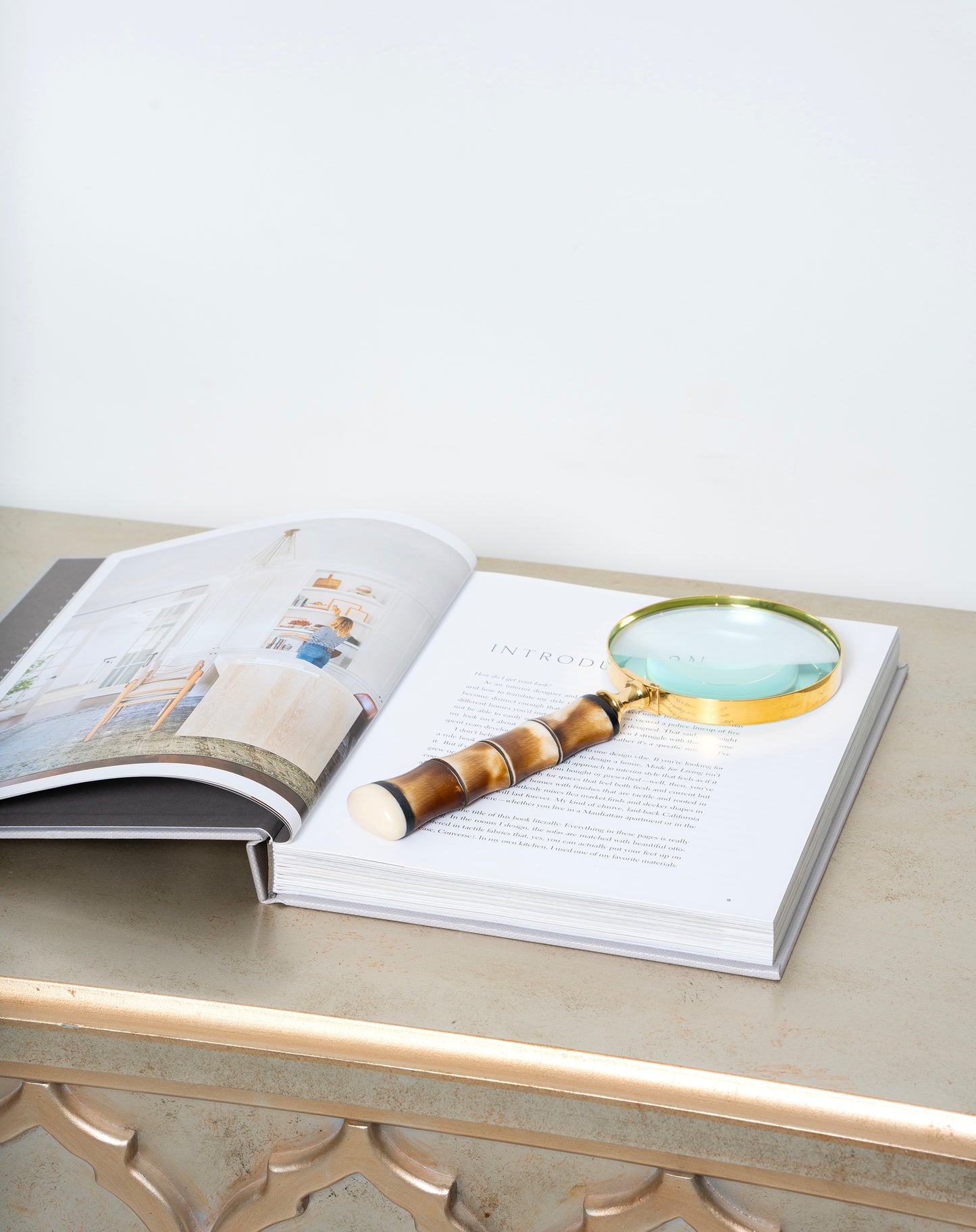 Resin Magnifying Glass, Brown