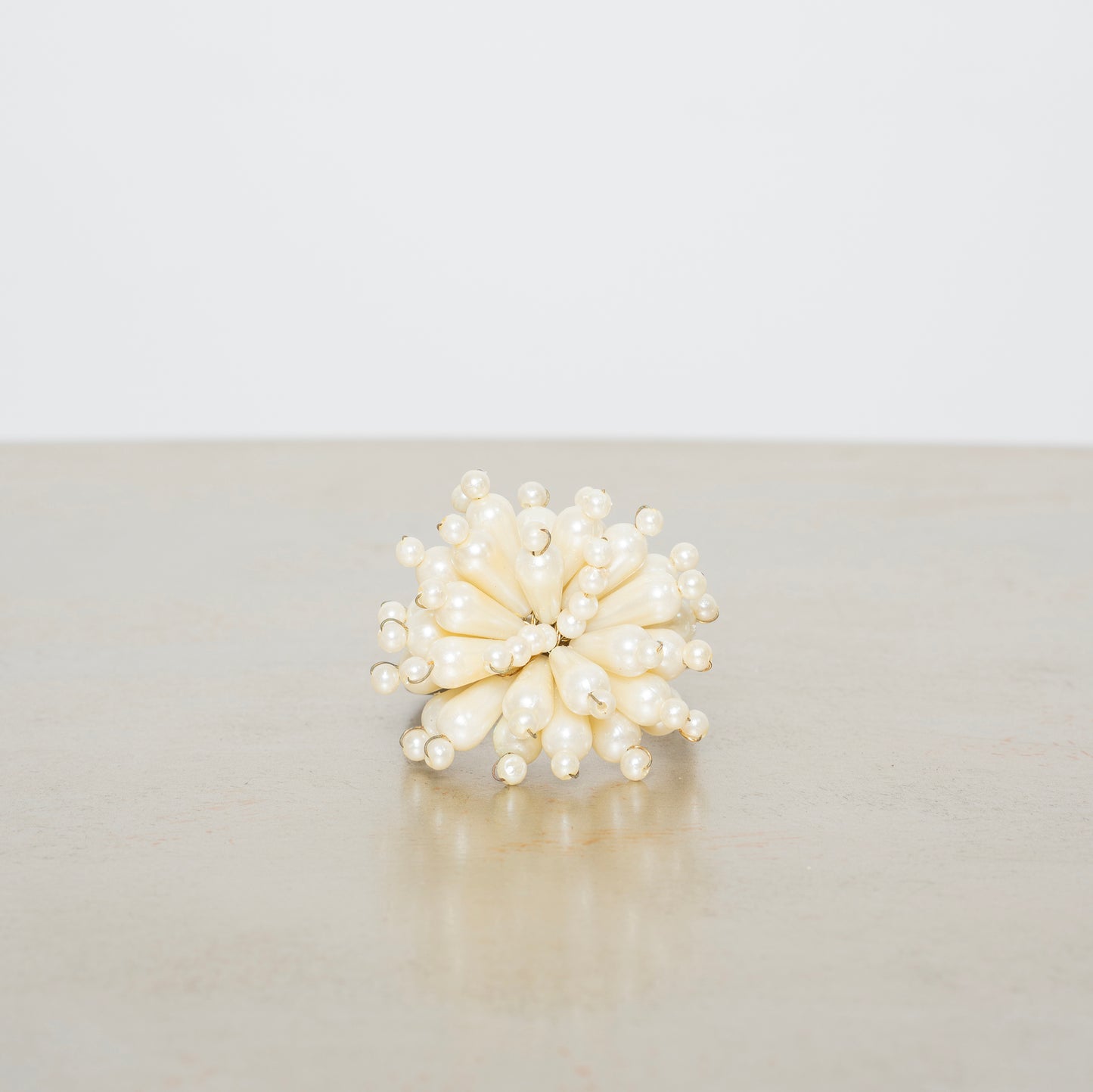 Faux Pearl Napkin Rings( set of 4 )